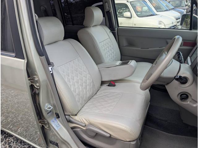 ムーヴコンテ Ｇ　走行距離４７９０８ｋｍ　ナビ　ＤＴＶ　ドラレコ　ＥＴＣ　社外マフラー　車高調　革調シートカバー　ＬＥＤヘッドライトバルブ（14枚目）