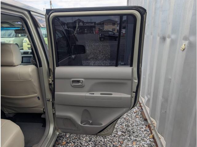 ムーヴコンテ Ｇ　走行距離４７９０８ｋｍ　ナビ　ＤＴＶ　ドラレコ　ＥＴＣ　社外マフラー　車高調　革調シートカバー　ＬＥＤヘッドライトバルブ（26枚目）