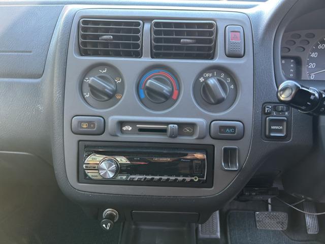 キャパ Ｃホワイトパッケージ　走行距離５４１４２ｋｍ　エアロ　ＥＴＣ　社外オーディオ（9枚目）