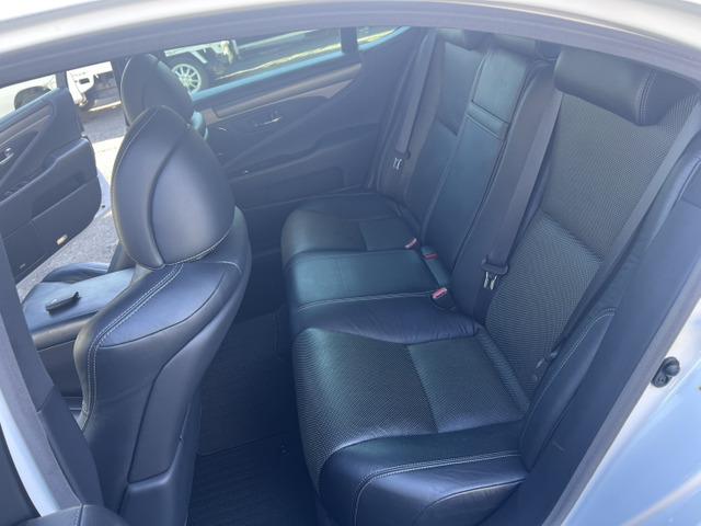 ＬＳ ＬＳ４６０　Ｆスポーツ　走行距離８００５４ｋｍ　サンルーフ　黒革シート　ＤＴＶ　キーフリー　ＥＴＣ（17枚目）