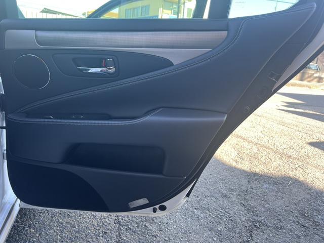 ＬＳ ＬＳ４６０　Ｆスポーツ　走行距離８００５４ｋｍ　サンルーフ　黒革シート　ＤＴＶ　キーフリー　ＥＴＣ（18枚目）