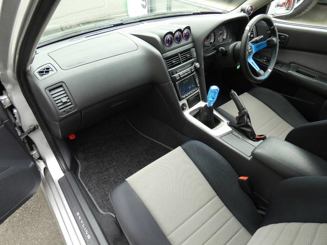25GT-Xターボ 5速マニュアル 載せ替え公認 希少サンルーフ付き BLITZインタークーラー CUSCOタワーバー NISMOショックアブソーバー フルエアロ 18inAW 社外音etc(22枚目)