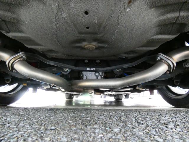 レガシィＢ４ ｔｕｎｅｄ　ｂｙ　ＳＴＩ　６速ＭＴ　ＳＴＩリップ　柿本マフラー　ＨＫＳキャタライザー　リヤスポ　タイベル交換歴あり　ＳＴＩタワーバー　別物レガシィ　マッキントッシュ　ＳＩ－ＤＲＩＶＥ　純正ＨＤＤナビ　ＥＴＣ　レガシィ専門店（5枚目）