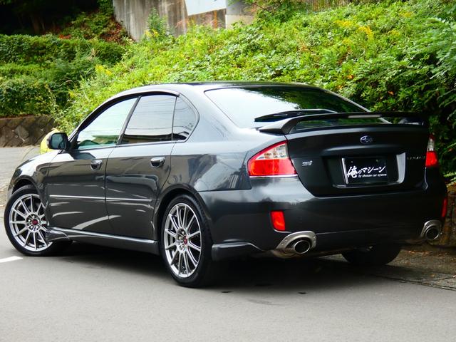 レガシィＢ４ ｔｕｎｅｄ　ｂｙ　ＳＴＩ　６速ＭＴ　ＳＴＩリップ　柿本マフラー　ＨＫＳキャタライザー　リヤスポ　タイベル交換歴あり　ＳＴＩタワーバー　別物レガシィ　マッキントッシュ　ＳＩ－ＤＲＩＶＥ　純正ＨＤＤナビ　ＥＴＣ　レガシィ専門店（13枚目）