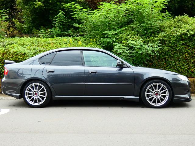 レガシィＢ４ ｔｕｎｅｄ　ｂｙ　ＳＴＩ　６速ＭＴ　ＳＴＩリップ　柿本マフラー　ＨＫＳキャタライザー　リヤスポ　タイベル交換歴あり　ＳＴＩタワーバー　別物レガシィ　マッキントッシュ　ＳＩ－ＤＲＩＶＥ　純正ＨＤＤナビ　ＥＴＣ　レガシィ専門店（14枚目）