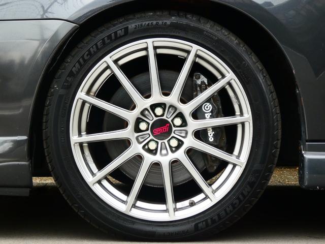レガシィＢ４ ｔｕｎｅｄ　ｂｙ　ＳＴＩ　６速ＭＴ　ＳＴＩリップ　柿本マフラー　ＨＫＳキャタライザー　リヤスポ　タイベル交換歴あり　ＳＴＩタワーバー　別物レガシィ　マッキントッシュ　ＳＩ－ＤＲＩＶＥ　純正ＨＤＤナビ　ＥＴＣ　レガシィ専門店（16枚目）