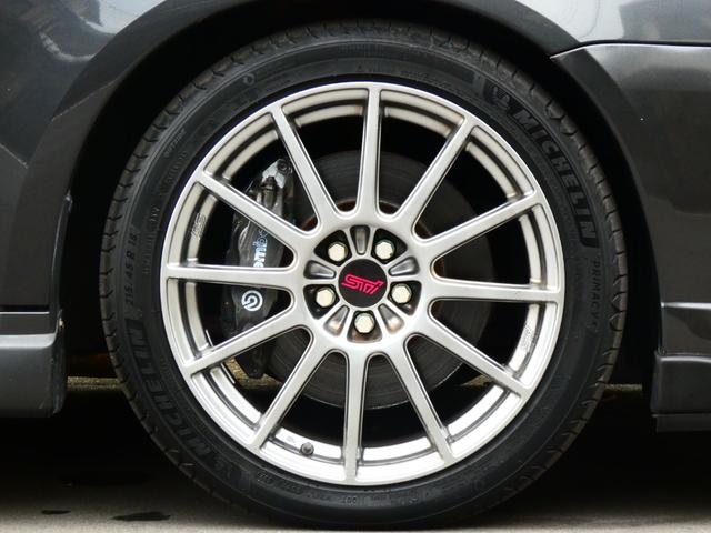 レガシィＢ４ ｔｕｎｅｄ　ｂｙ　ＳＴＩ　６速ＭＴ　ＳＴＩリップ　柿本マフラー　ＨＫＳキャタライザー　リヤスポ　タイベル交換歴あり　ＳＴＩタワーバー　別物レガシィ　マッキントッシュ　ＳＩ－ＤＲＩＶＥ　純正ＨＤＤナビ　ＥＴＣ　レガシィ専門店（19枚目）