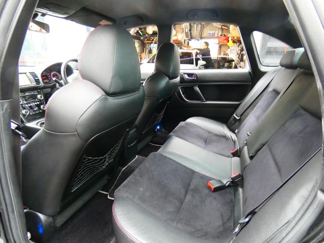 レガシィＢ４ ｔｕｎｅｄ　ｂｙ　ＳＴＩ　６速ＭＴ　ＳＴＩリップ　柿本マフラー　ＨＫＳキャタライザー　リヤスポ　タイベル交換歴あり　ＳＴＩタワーバー　別物レガシィ　マッキントッシュ　ＳＩ－ＤＲＩＶＥ　純正ＨＤＤナビ　ＥＴＣ　レガシィ専門店（60枚目）