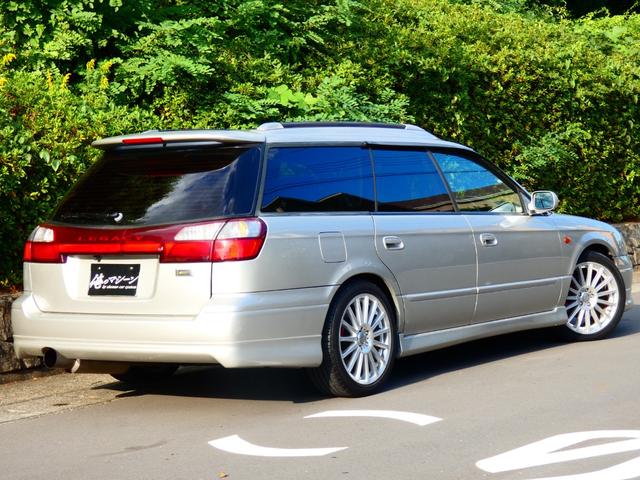 レガシィツーリングワゴン ＴＳタイプＲ　リミテッド　５速ＭＴ　タナベ車高調　社外マフラー　タワーバー　タイベル交換歴　フルエアロ　ハーフレザーシート　社外ナビ　ワンセグＴＶ　ＥＴＣ　ルーフレール　フォグランプ　レガシィ専門店　自社買取車両！（11枚目）