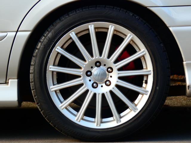 レガシィツーリングワゴン ＴＳタイプＲ　リミテッド　５速ＭＴ　タナベ車高調　社外マフラー　タワーバー　タイベル交換歴　フルエアロ　ハーフレザーシート　社外ナビ　ワンセグＴＶ　ＥＴＣ　ルーフレール　フォグランプ　レガシィ専門店　自社買取車両！（17枚目）