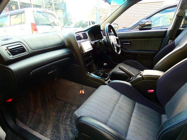 レガシィツーリングワゴン ＴＳタイプＲ　リミテッド　５速ＭＴ　タナベ車高調　社外マフラー　タワーバー　タイベル交換歴　フルエアロ　ハーフレザーシート　社外ナビ　ワンセグＴＶ　ＥＴＣ　ルーフレール　フォグランプ　レガシィ専門店　自社買取車両！（51枚目）
