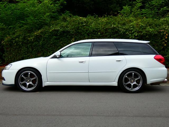 レガシィツーリングワゴン 3.0RスペックB 6速MT BLITZ車高調 STIリップ STIゲノムマフラー 中間ストレート タワーバー 5ZIGEN18インチAW 希少 珍車 水平対向6気筒EG 250馬力 半端ない 安心タイミングチェーン!(15枚目)