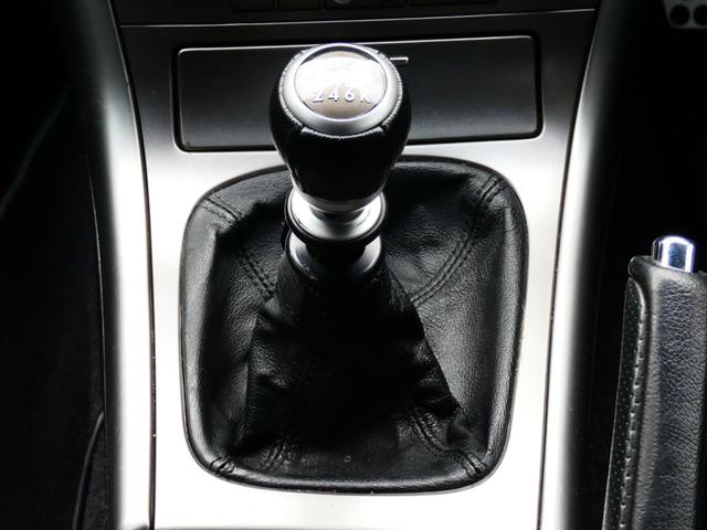 レガシィツーリングワゴン 3.0RスペックB 6速MT BLITZ車高調 STIリップ STIゲノムマフラー 中間ストレート タワーバー 5ZIGEN18インチAW 希少 珍車 水平対向6気筒EG 250馬力 半端ない 安心タイミングチェーン!(32枚目)