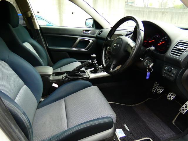 レガシィツーリングワゴン 3.0RスペックB 6速MT BLITZ車高調 STIリップ STIゲノムマフラー 中間ストレート タワーバー 5ZIGEN18インチAW 希少 珍車 水平対向6気筒EG 250馬力 半端ない 安心タイミングチェーン!(54枚目)