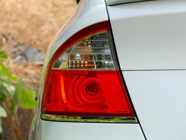 レガシィＢ４ ２．０ＧＴスペックＢ　６速ＭＴ　後期　アプライド最終Ｆ型　フロントリップ　リヤスポ　ＳＴＩタワーバー　水平対向エンジン　２８０馬力　プッシュスタート　社外ナビ　フルセグＴＶ　ＳＩ－ＤＲＩＶＥ　ドラレコ　ＥＴＣ　希少（48枚目）