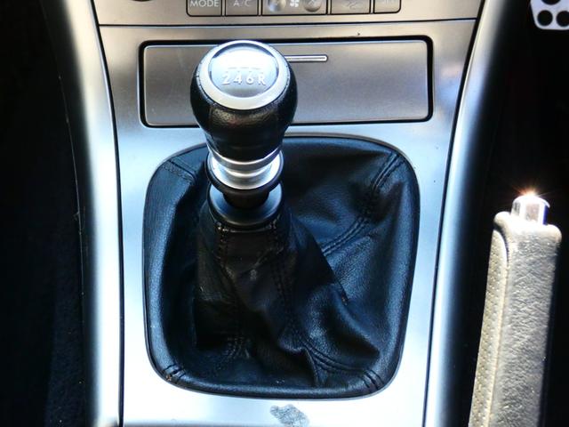 レガシィＢ４ ３．０ＲスペックＢ　６速ＭＴ　前期　ＳＴＩリップ　ＣＵＳＣＯ車高調　社外マフラー　ＳＴＩ１８インチＡＷ　強化アーム　社外グリル　希少　珍車　水平対向６気筒ＥＧ　２５０馬力　内外装仕上げ済　機関系ＯＫ　レガシィ専門店（30枚目）