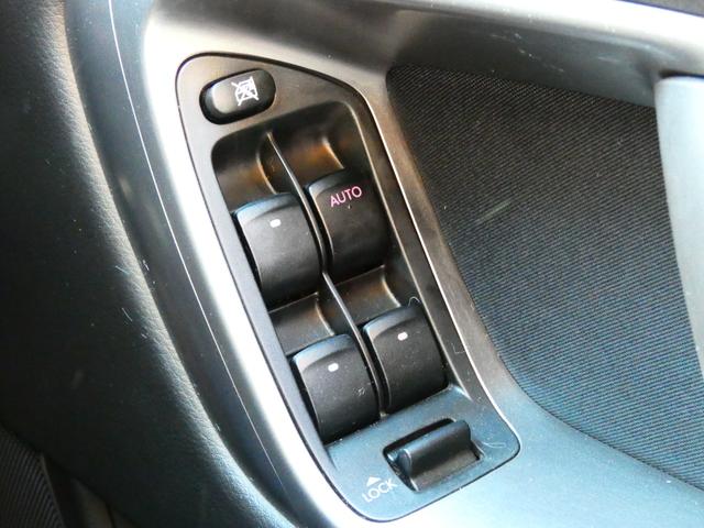 レガシィＢ４ ３．０ＲスペックＢ　６速ＭＴ　前期　ＳＴＩリップ　ＣＵＳＣＯ車高調　社外マフラー　ＳＴＩ１８インチＡＷ　強化アーム　社外グリル　希少　珍車　水平対向６気筒ＥＧ　２５０馬力　内外装仕上げ済　機関系ＯＫ　レガシィ専門店（36枚目）