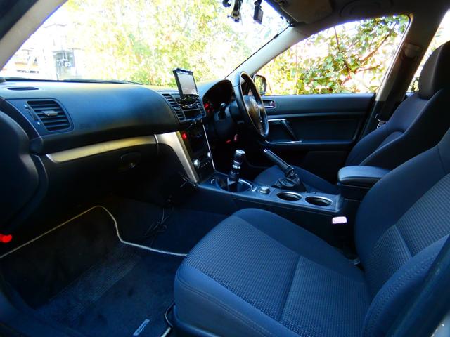 ���i�ƕi������ɃX�^�b�t�̃L�����A�Ɏ��M����̓��Ђł́A�I�[�g���[����������e�Ђ��������Ă���܂��̂ł��₢���킹���������B�I�[�g���[���ɕs��������������܂��͂��d�b�����[���ɂĂ��₢���킹���������B