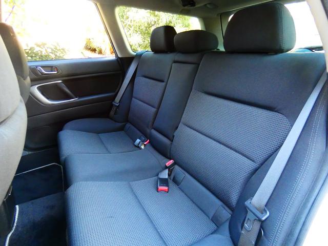 ���ЂŔ̔�������q�͈��S�o���܂��B�}�j���A���Ԃ��S��ł���Ă���܂��̂ŐS�������ɓ�����N���b�`����a�����������������ɔ[�ԁI����^�]�ł�����Ɗm�F��Ɍf�ڂ������Ă���܂��̂Ŗ{���Ɉ��S�o���܂��B