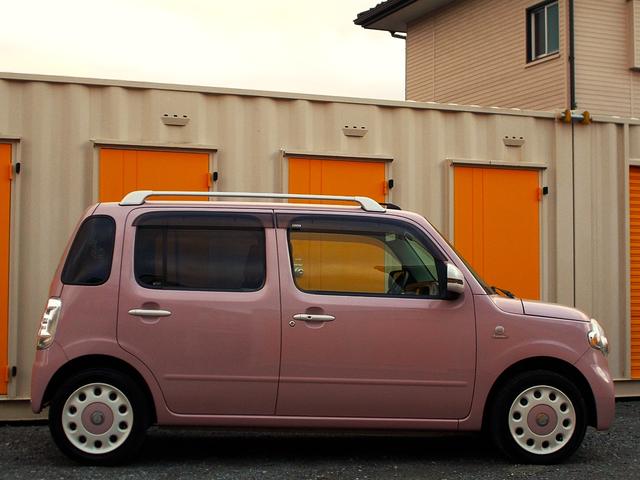 ミラココア ココアプラスＸ　後期型　禁煙車　フルセグナビ　バックカメラ　ＥＴＣ　前後カメラドラレコ　ＬＥＤヘッドライト＆イルミランプ　ＡＢＳ　スマートキー　ドアバイザー　ルーフレール　エコアイドル　電動格納ドアミラー（6枚目）