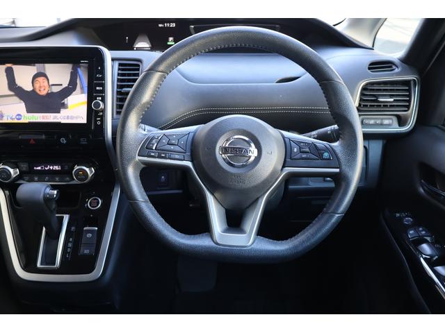 セレナ ハイウェイスターG 9インチ純正ナビ 全方位カメラ デジタルインナーミラー 11インチフリップダウン ETC ドラレコ 衝突軽減ブレーキ Pアシスト クリアランスソナー LEDライト 両側パワースライド プロパイロット(14枚目)