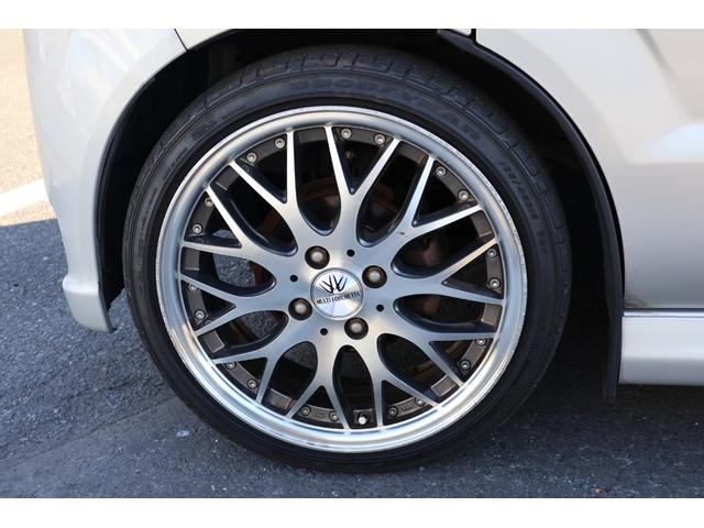 エブリイワゴン PZターボスペシャル ローダウン 16インチアルミ carrozzeriaナビ フルセグ ETC Bluetooth バックカメラ 両側パワースライドドア オートステップ ディスチャージヘッドランプ装着車 キーレス(19枚目)