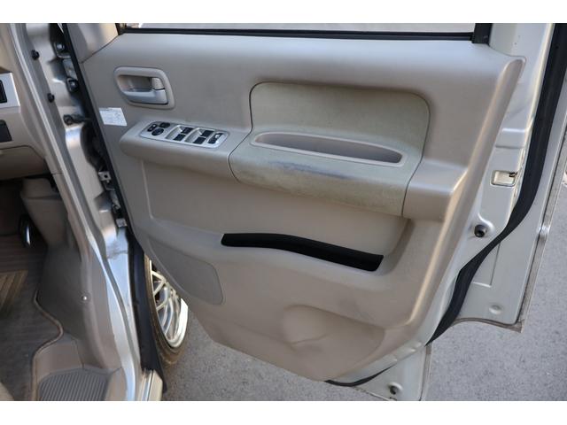 エブリイワゴン PZターボスペシャル ローダウン 16インチアルミ carrozzeriaナビ フルセグ ETC Bluetooth バックカメラ 両側パワースライドドア オートステップ ディスチャージヘッドランプ装着車 キーレス(29枚目)