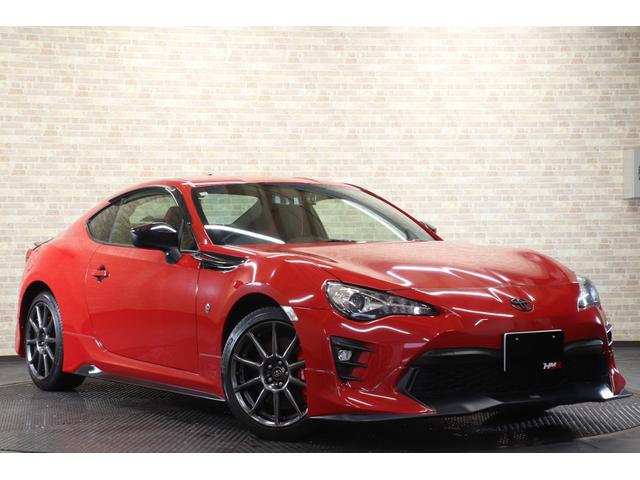 ８６ ＧＴ　６ＭＴ　ＴＲＤエアロ　カラードフィン　トランクスポイラー　モデリスタリアスパッツ　オプションｂｒｅｍｂｏ　１７インチ　ナビ　バックカメラ　ＥＴＣ（5枚目）