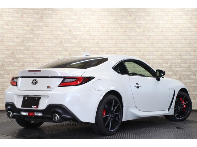 GR86 RZ 1オーナー 6MT アプライドC型 アイサイト オプションbrembo 純正18インチ(7枚目)