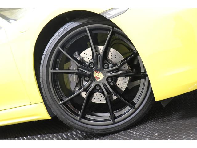 ７１８ボクスター ７１８ボクスター　７速ＰＤＫ　左ハンドル　純正オプション２０インチカレラＳハイグロスブラックアルミ　スポーツクロノＰＫＧ　ダイナミックライトシステム　スポーツエキゾースト（10枚目）