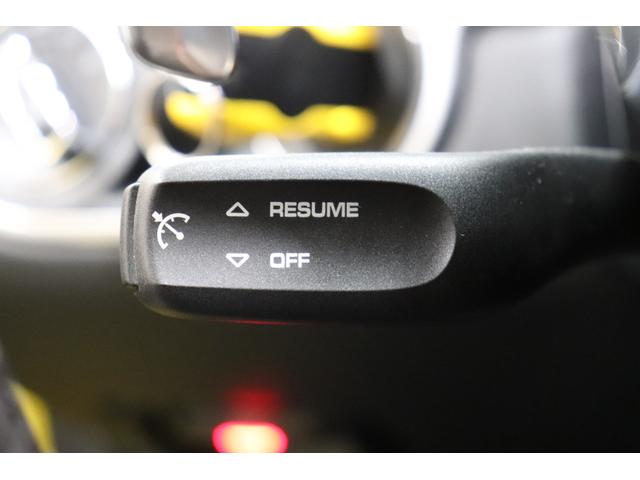 ７１８ボクスター ７１８ボクスター　７速ＰＤＫ　左ハンドル　純正オプション２０インチカレラＳハイグロスブラックアルミ　スポーツクロノＰＫＧ　ダイナミックライトシステム　スポーツエキゾースト（30枚目）