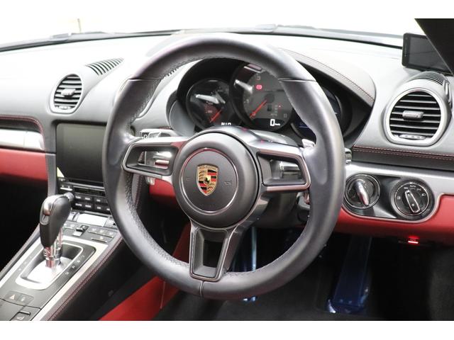 ７１８ケイマン ７１８ケイマンＳ　７速ＰＤＫ　正規ディーラー車　純正オプション２０インチカレラＳアルミ　赤／黒レザーインテリア　１４ＷＡＹスポーツレザーシート　純正ｂｒｅｍｂｏ４ＰＯＴレッドキャリパー　ＰＣＭナビ＆オーディオ　ＥＴＣ（23枚目）