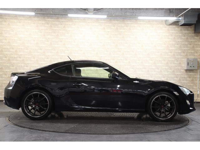 86 GT 6MT RAYS18インチアルミホイール KENWOODナビゲーション Bluetooth ETC(6枚目)