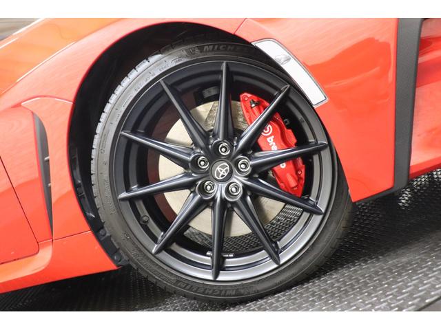 GR86 RZ 1オーナー オプションbrembo 赤黒インテリア 純正18インチアルミ カロッツェリアナビ バックカメラ 前後ドラレコ ETC(10枚目)