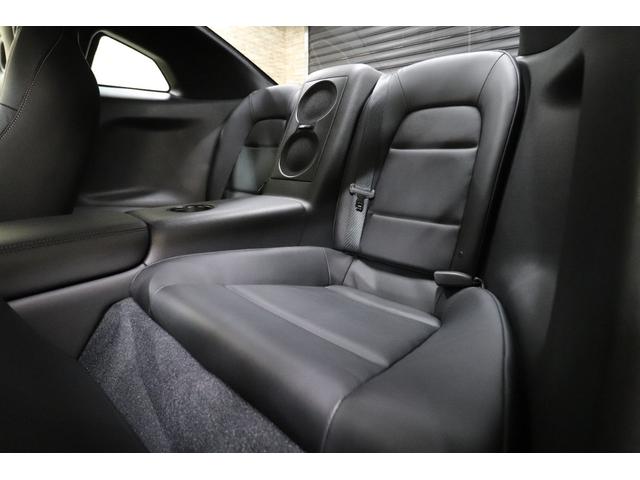 GT-R プレミアムエディション MY24 1オーナー nismoスポリセ BOSEサウンドシステム 純正アルミ鍛造RAYS20インチ フジツボ製チタンマフラー ビルシュタインサス フルセグナビ ETC(24枚目)