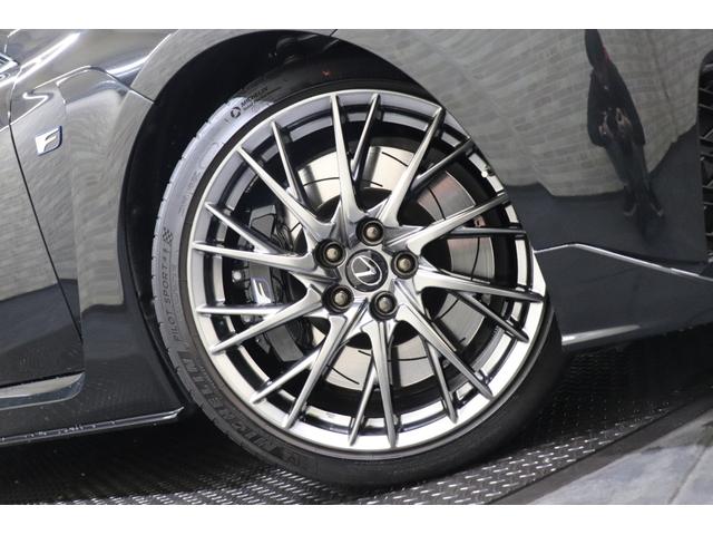 RC F ベースグレード オプションブラック&ホワイト本革シート 純正BBS製19インチ brembo スリットローター アクティブリアウィング ナビ バックカメラ ドラレコ(10枚目)