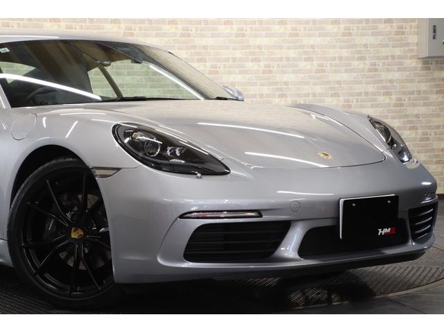 718ケイマン 718ケイマン 6MT サテンブラック塗装20インチカレラSホイール スポーツクロノPKG スポーツエグゾースト PASM PDLSバイキセノンヘッドライト スポーツシートプラス シートヒーター(4枚目)