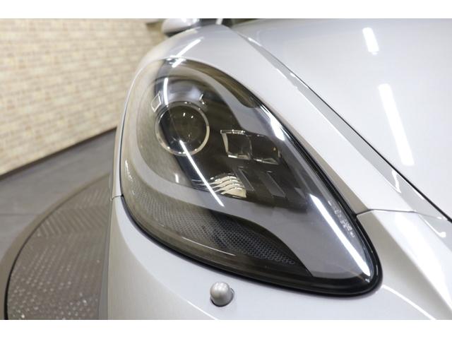 718ケイマン 718ケイマン 6MT サテンブラック塗装20インチカレラSホイール スポーツクロノPKG スポーツエグゾースト PASM PDLSバイキセノンヘッドライト スポーツシートプラス シートヒーター(15枚目)