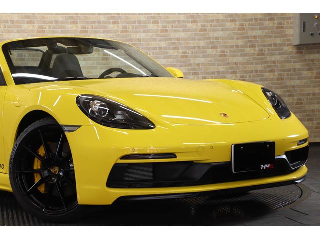 ７１８ボクスター ７１８ボクスターＧＴＳ　４．０　左Ｈ　６ＭＴ　純正ＯＰスポーツクロノＰＫＧ　ＰＣＣＢ　ＰＡＳＭ　ＰＤＬＳバイキセノンヘッドライト　シートヒーター　オートエアコン　スポーツエグゾースト　ＰＣＭナビ　リアビューカメラ付きパークアシスト（4枚目）