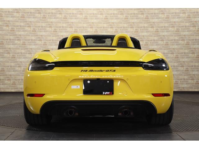 ７１８ボクスター ７１８ボクスターＧＴＳ　４．０　左Ｈ　６ＭＴ　純正ＯＰスポーツクロノＰＫＧ　ＰＣＣＢ　ＰＡＳＭ　ＰＤＬＳバイキセノンヘッドライト　シートヒーター　オートエアコン　スポーツエグゾースト　ＰＣＭナビ　リアビューカメラ付きパークアシスト（8枚目）