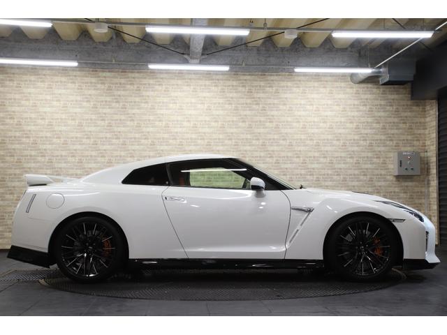 GT-R ブラックエディション MY20 1オーナー 純正RAYS製アルミ鍛造20インチ 専用ビルシュタインダンパー RECAROスポーツレザーシート BOSEサウンド ETC(6枚目)