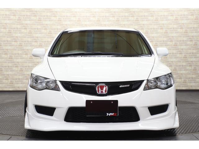 シビック タイプＲ　ＯＳ技研スーパーロックＬＳＤ　ＲＡＹＳ　ＴＥ３７　１８インチ　ＲＧ車高調　ＦＥＥＬ’Ｓマフラー　Ｊ’ｓレーシングフロントスポイラー　無限フロントグリル　社外ボンネット　赤黒インテリア（3枚目）