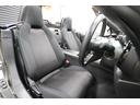 運転席のスレは少なく、コゲ穴などもなく綺麗です。