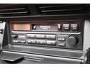 純正カセットオーディオを装着しています。