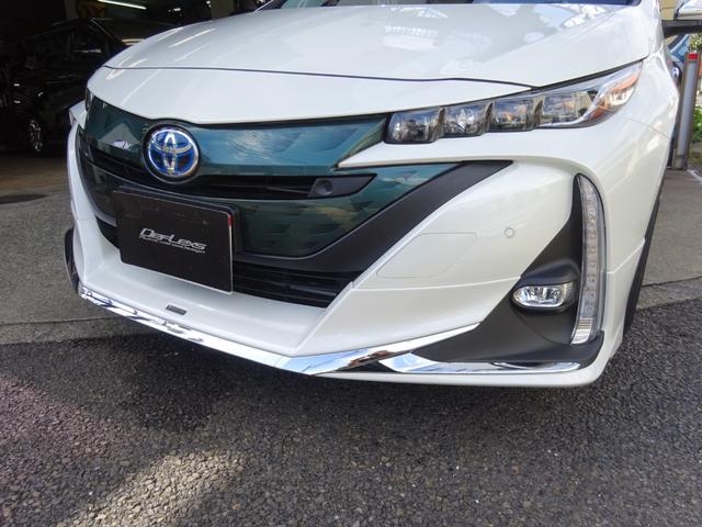 プリウスＰＨＶ Ｓセーフティプラス　純正モデリスタエアロ　ワーク製１９インチアルミ＆ローダウン　８インチナビ＋Ｂカメラ　シートカバー　コンビステアリング　デジタルインナーミラー（12枚目）