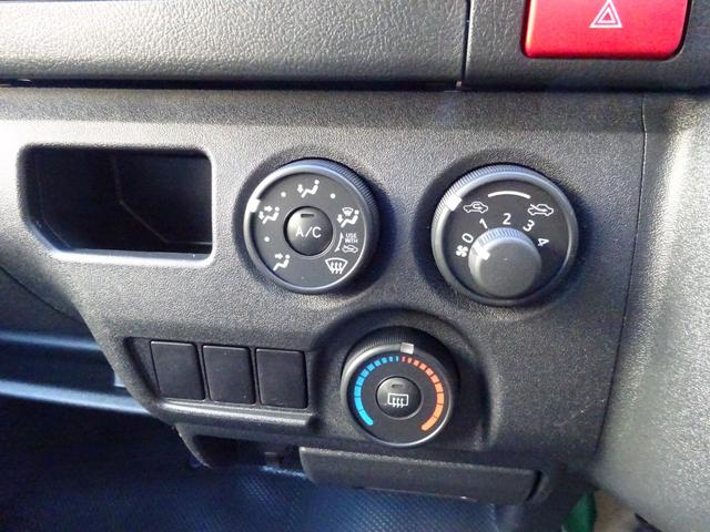 ハイエースバン ロングＤＸ　前後クリアランスソナー　プリクラッシュセーフティー　レーンディパーチャーアラート　電動格納ミラー（22枚目）