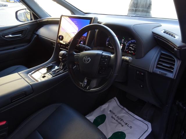 アルファード Ｚ　◎左右独立ムーンルーフ◎デジタルインナーミラー◎ＢＳＭ◎パノラミックビューモニター◎前後ドライブレコーダー◎左右パワースライドドア◎パワーバックドア◎スマートキー２個（18枚目）