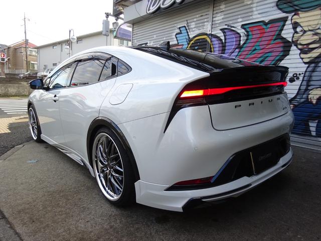 プリウス Ｚ　ワーク２０インチＡＷ　ローダウン　モデリスタＦ／Ｓ／Ｒエアロ　デジタルインナーミラー　ムーンルーフ　専用パーツ（7枚目）