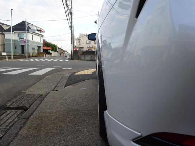 プリウス Ｚ　ワーク２０インチＡＷ　ローダウン　モデリスタＦ／Ｓ／Ｒエアロ　デジタルインナーミラー　ムーンルーフ　専用パーツ（16枚目）