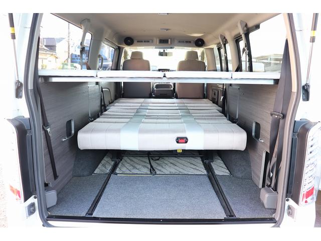 ＮＶ３５０キャラバンワゴン 　キャンピングカー／ＯＺ製グランドバケーション／２段ベッド／３列シート／社外ナビ／フリップダウンモニター／前後社外スタビライザー／パワースライドドア／リアクーラー／リアヒーター（7枚目）